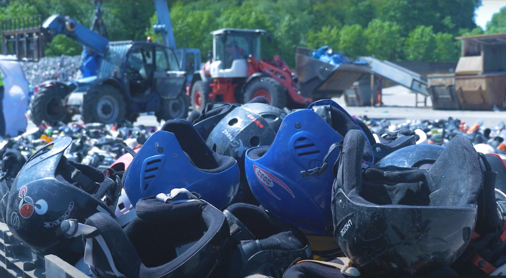 Большой спортивный сбор Франция шлемы